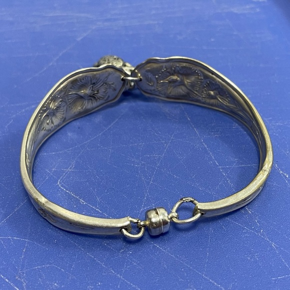 Vintage Artisan Butterfly & Turtle Charm Silver Spoon Bracelet Floral Pattern - Picture 7 of 10